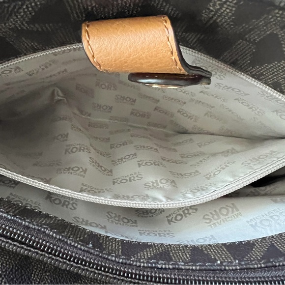 Michael Kors MK Signature PVC Hamilton Large Satchel Tote - Picture 14 of 15